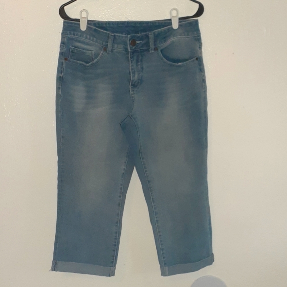 Women's Capris